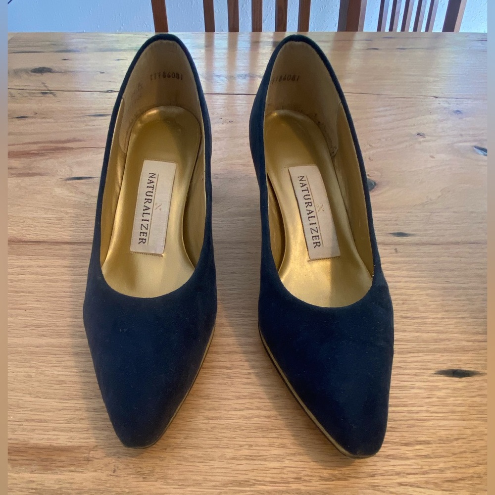 Naturalizer Women's Navy Heels‎